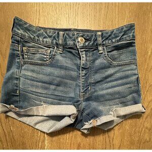 American eagle Outfitters AEO Super Stretch Size 6 Raw Hem Cuff Jean Shorts